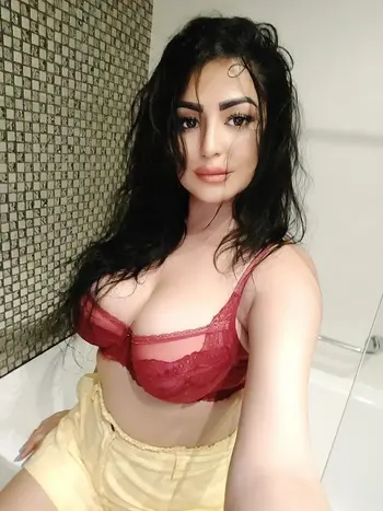 Sexy Vadodara Call GIrls